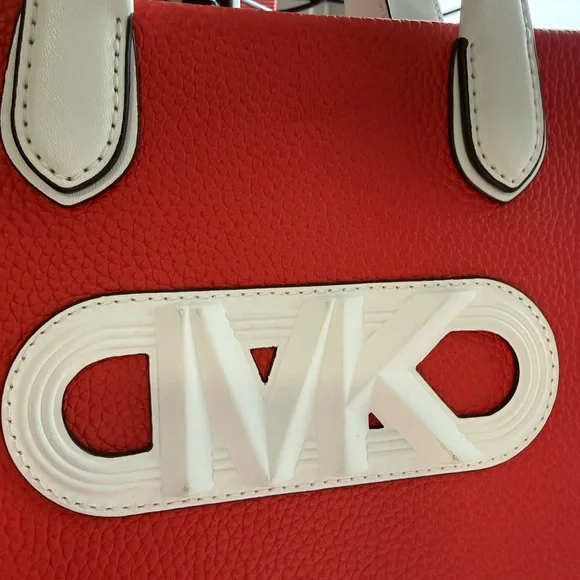 Michael Kors Coral and White Tote Bag - Picture 7 of 13